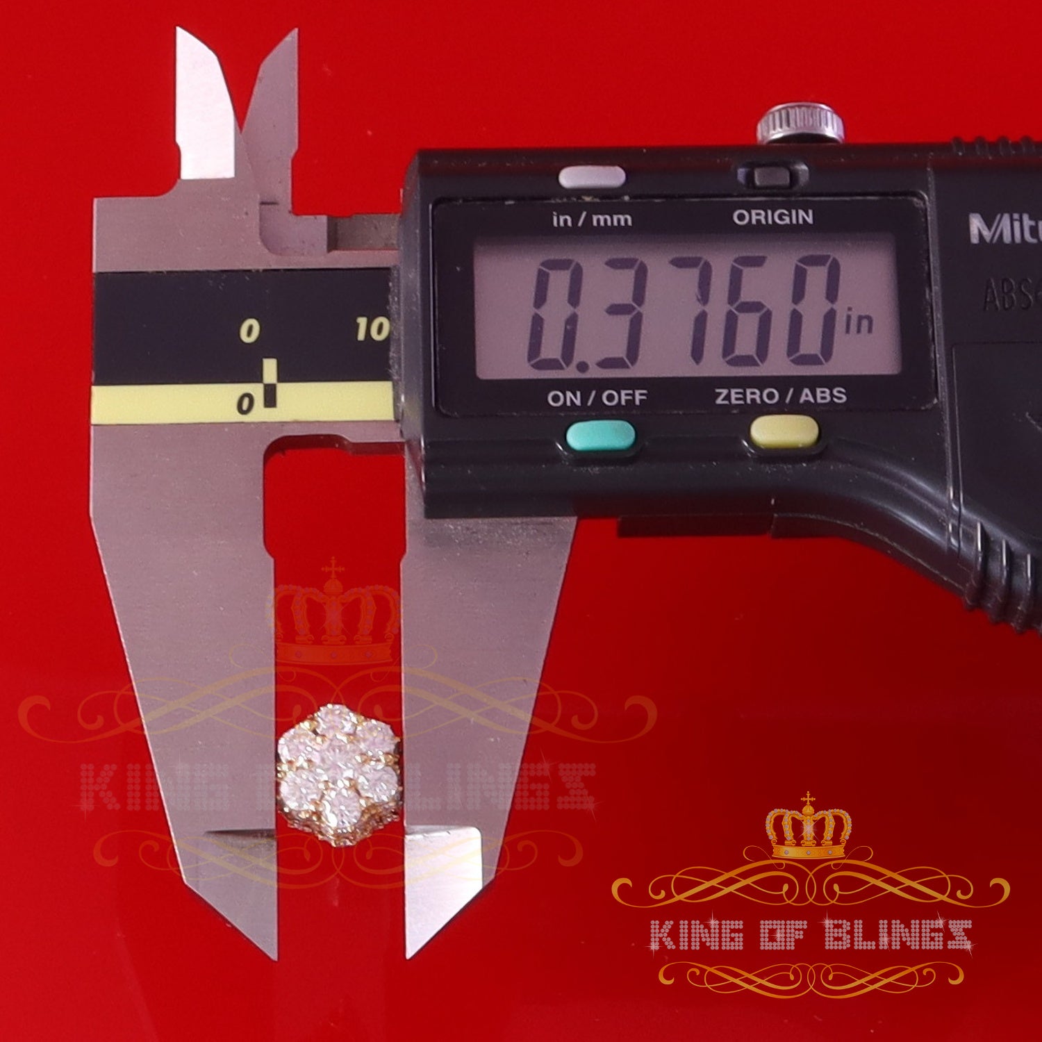 King  of Bling's Men's/Women's 925 Silver Yellow 2.00ct VVS 'D' Moissanite 7 Floral Stud Earrings KING OF BLINGS