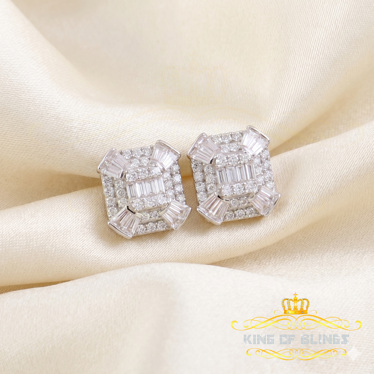 King of Bling's 925 White Silver 1.25ct VVS 'D' Moissanite Rectangle Stud Earring Men's/Womens