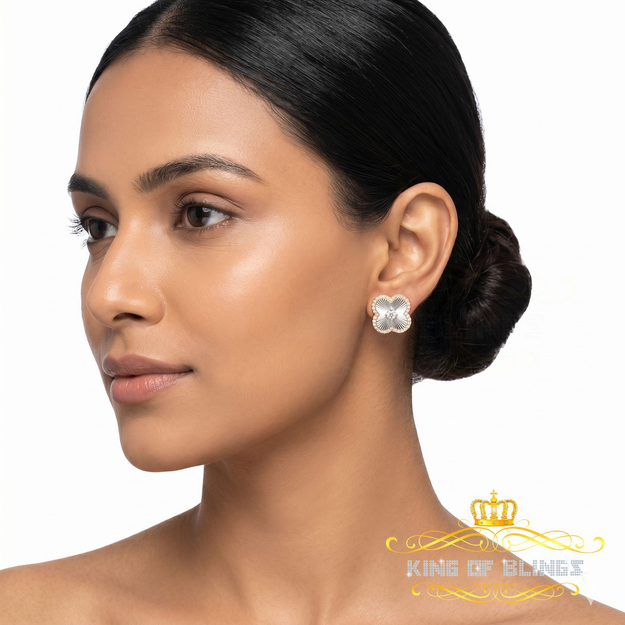 King  of Bling's 925 Yellow Silver0.66ct VVS 'D' Moissanite Square Stud Earring Men's/Womens