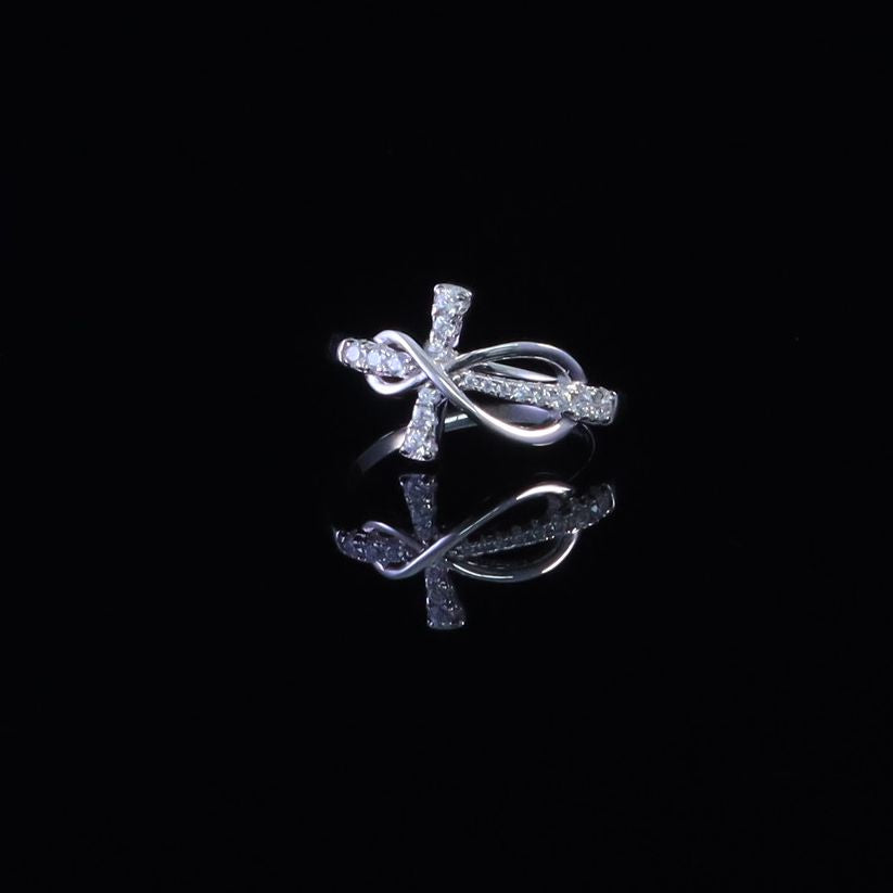 King Of Bling's925 Sterling White Silver 0.22CT Cubic Zirconia Cross Shape Womens Ring Size 7.5