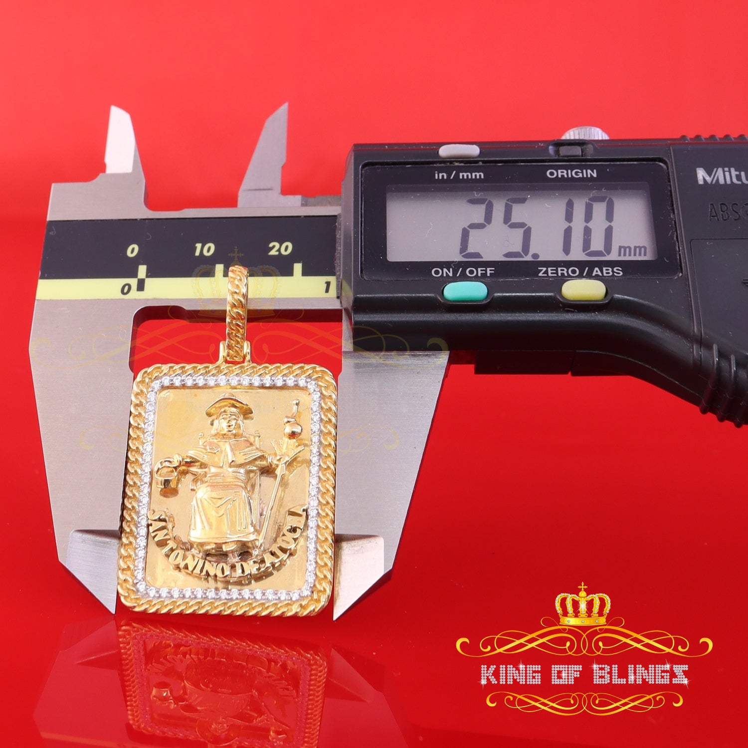 King Of Bling's Men's Square Santo Nino De Atocha 3D Yellow '1'inch 92